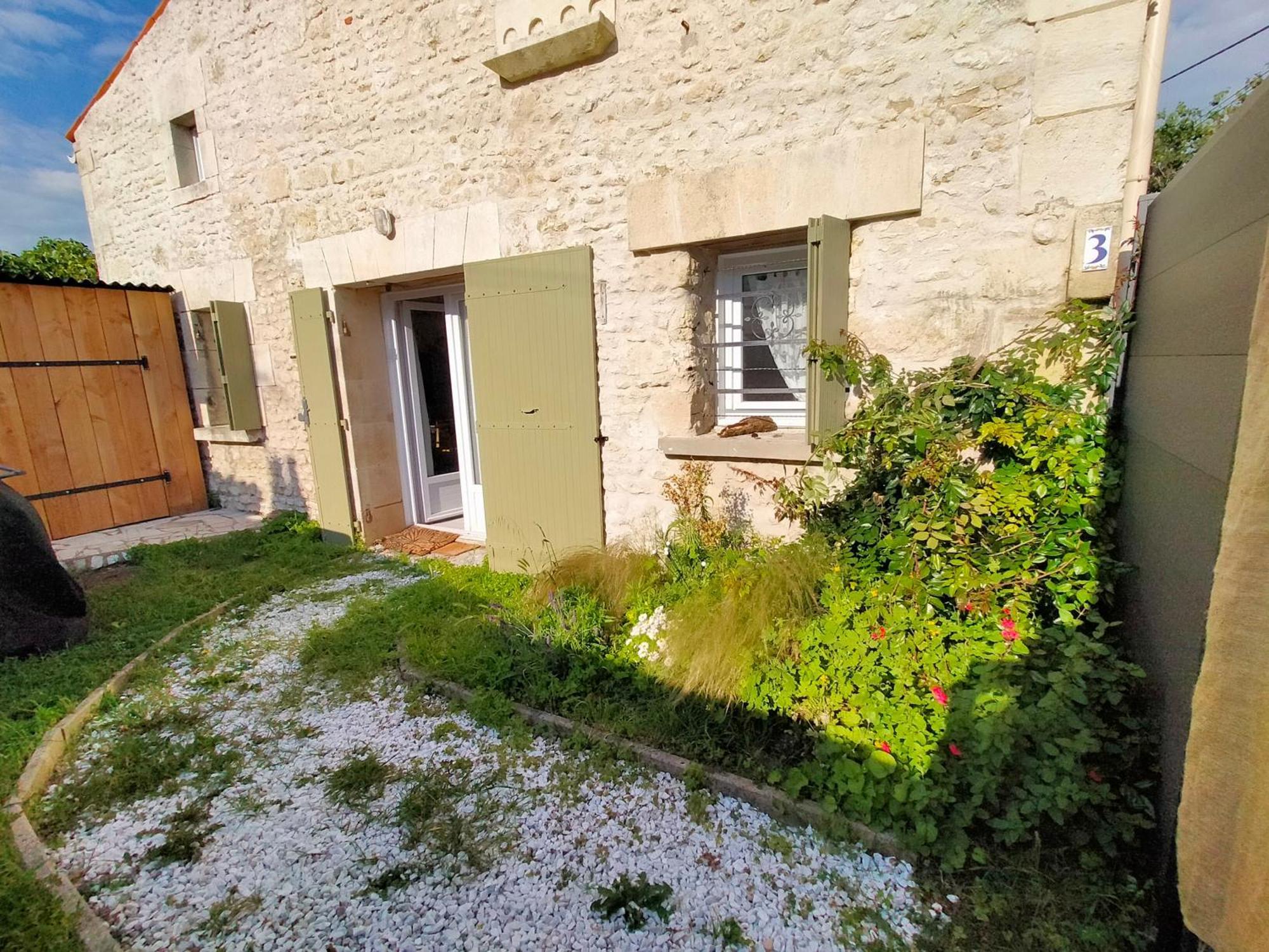 Soleil Villa Royan Bagian luar foto